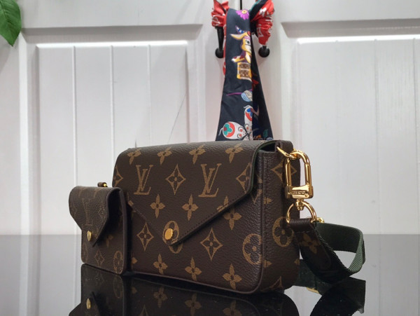 l**is V*t*n felicie strap & go