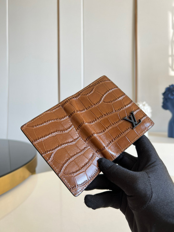 l**is V*t*n pocket organizer