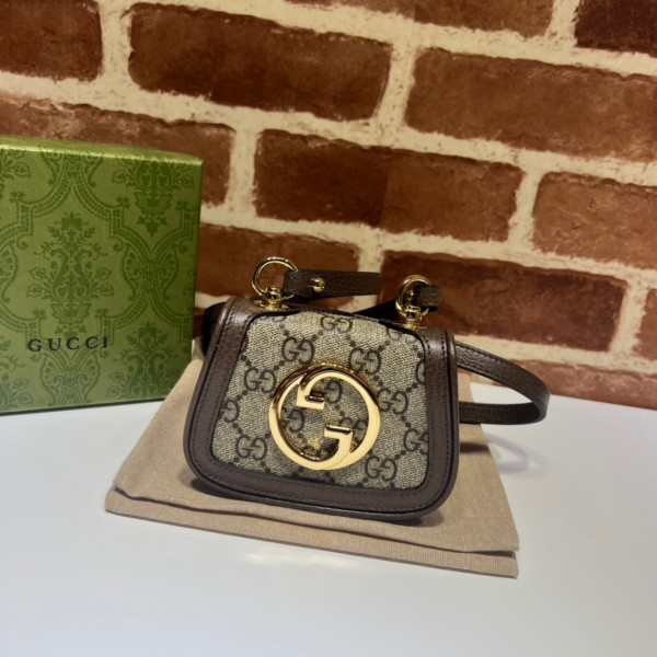G*u*i blondie card case wallet