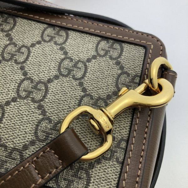 G*u*i gg mini bag with clasp closure