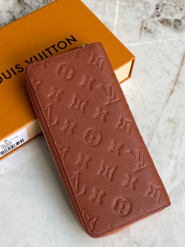l**is V*t*n lvxnba zippy wallet