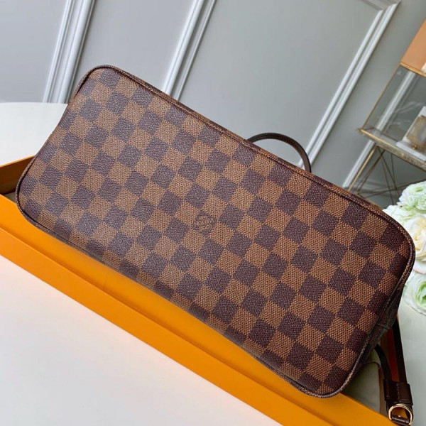 l**is V*t*n neverfull mm