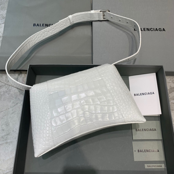 Ba*len*cia*ga downtown medium shoulder bag