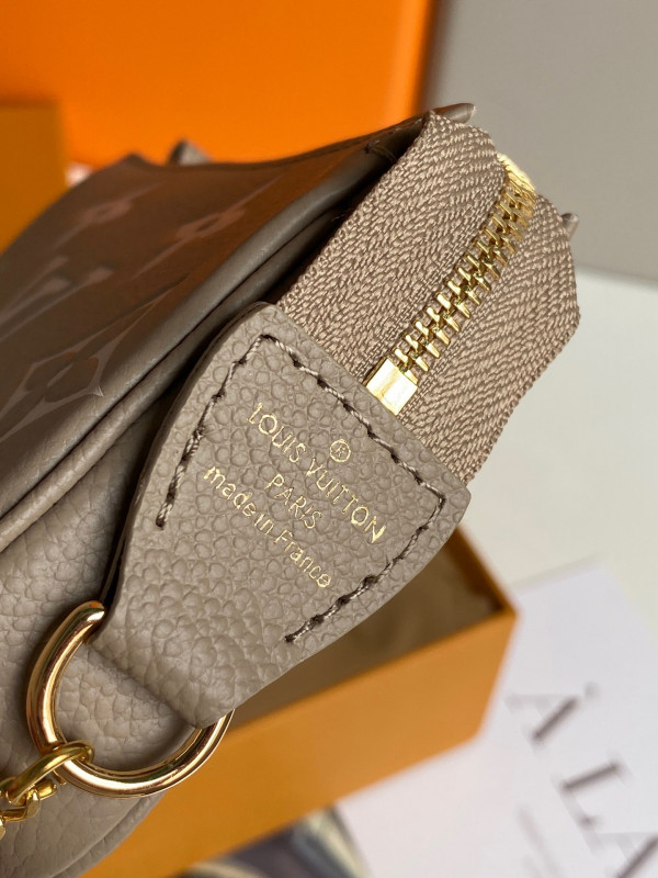 l**is V*t*n mini pochette accessoires