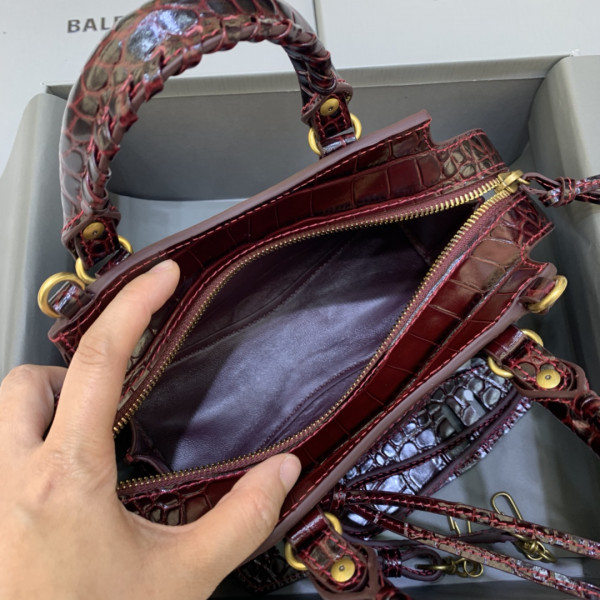 Ba*len*cia*ga neo classic mini top handle bag