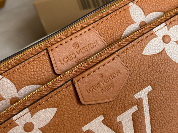 l**is V*t*n multi pochette accessoires