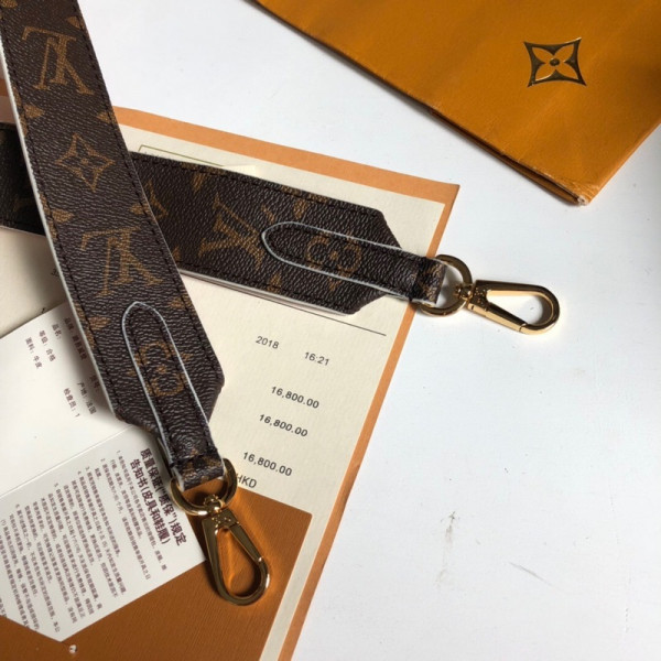 l**is V*t*n bandouliÈre monogram