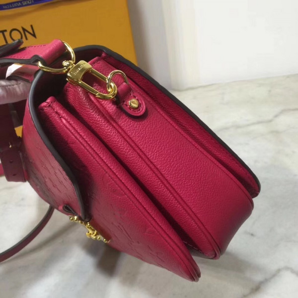 l**is V*t*n pochette metis