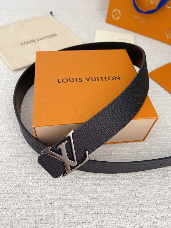 l**is V*t*n belt