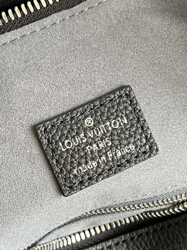 l**is V*t*n why knot
