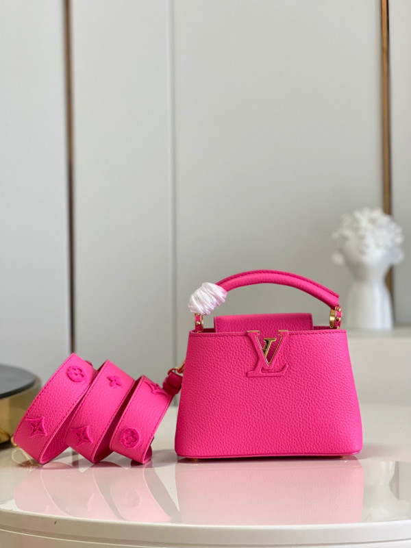 l**is V*t*n capucines mini