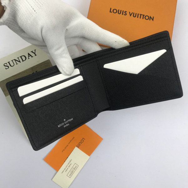 l**is V*t*n brazza wallet