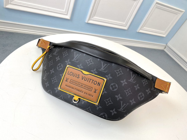 l**is V*t*n bumbag