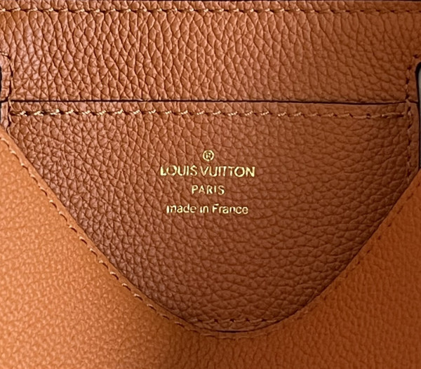 l**is V*t*n pont 9 soft mm