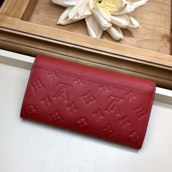 l**is V*t*n sarah wallet
