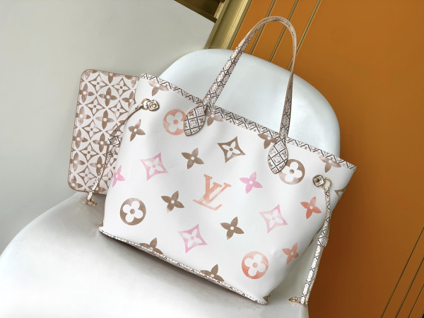 l**is V*t*n neverfull mm
