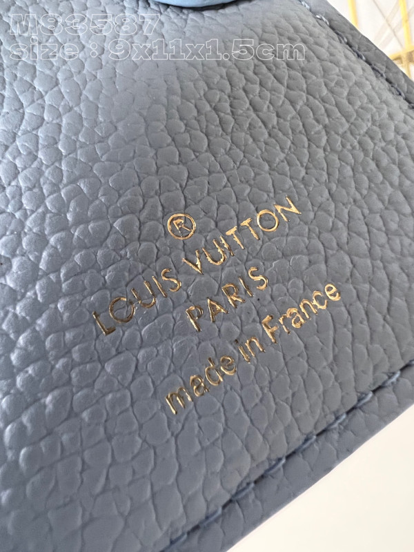 l**is V*t*n lisa wallet - 9*11.5*1.5cm