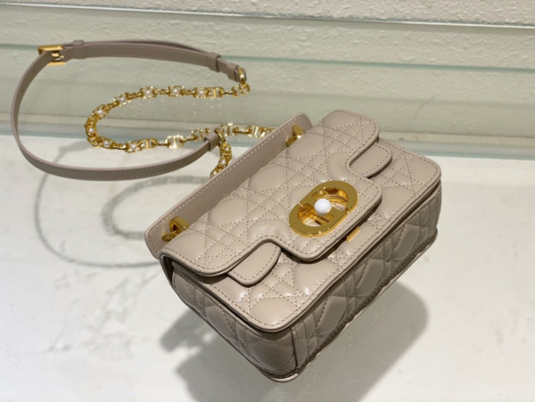 mini D*or jolie top handle bag-19 x 12 x 6 cm