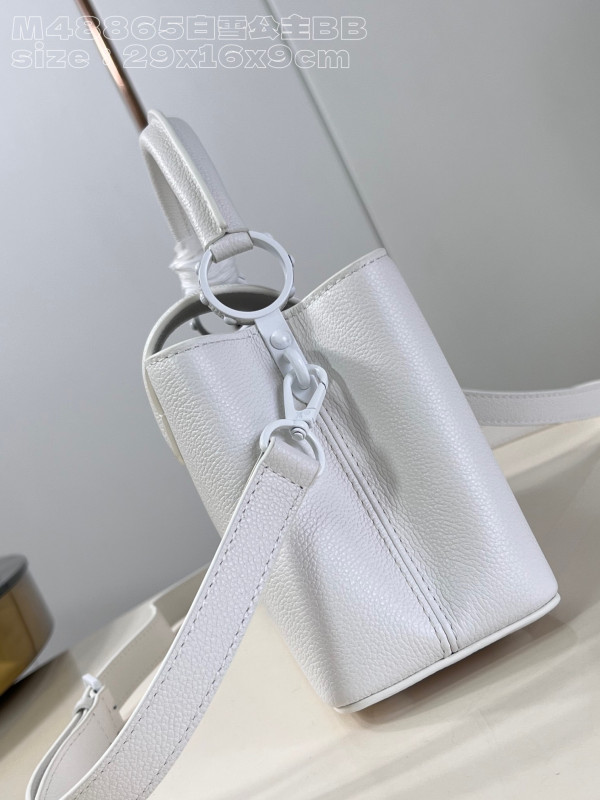 l**is V*t*n capucines bb-29*16.5*9cm