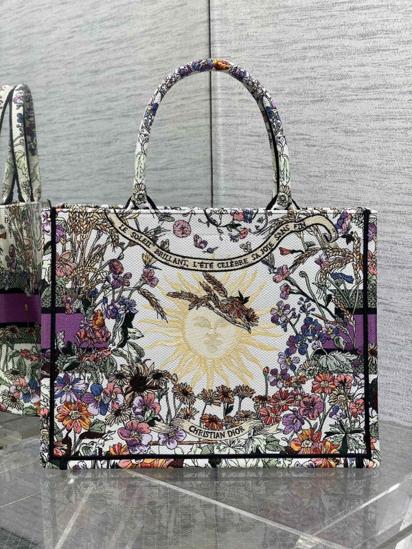 medium D*or book tote-36*18*28cm