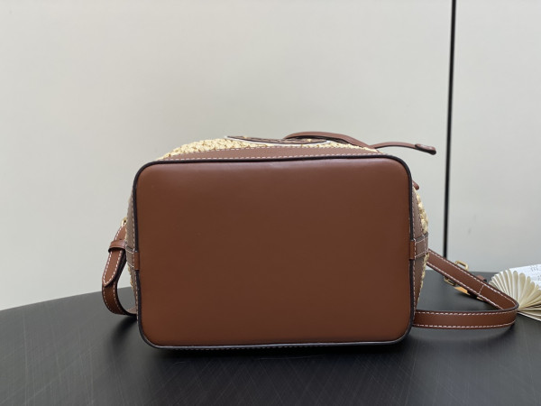 l**is V*t*n noé bb-22*24*15cm