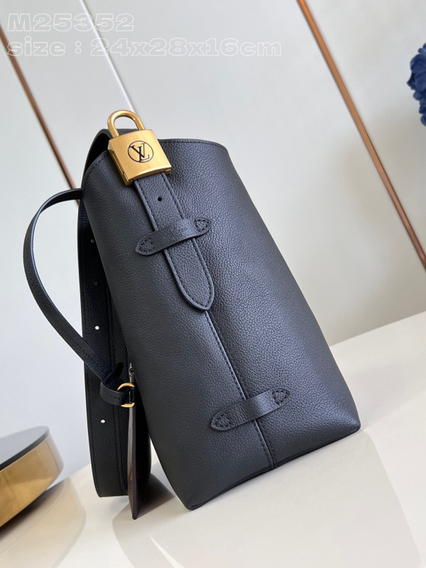 l**is V*t*n low key hobo jh-24*28*16cm