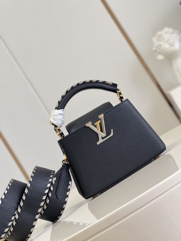 l**is V*t*n capucines mini